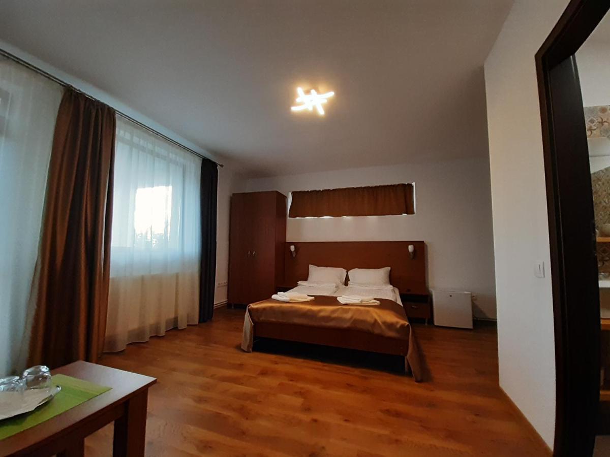 Mirana-Marginimea Sibiului Hotel Cristian  Exterior photo